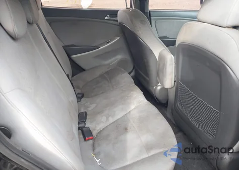 2013 Hyundai Accent Se из США, поврежденный, VIN KMHCU5AE7DU105329